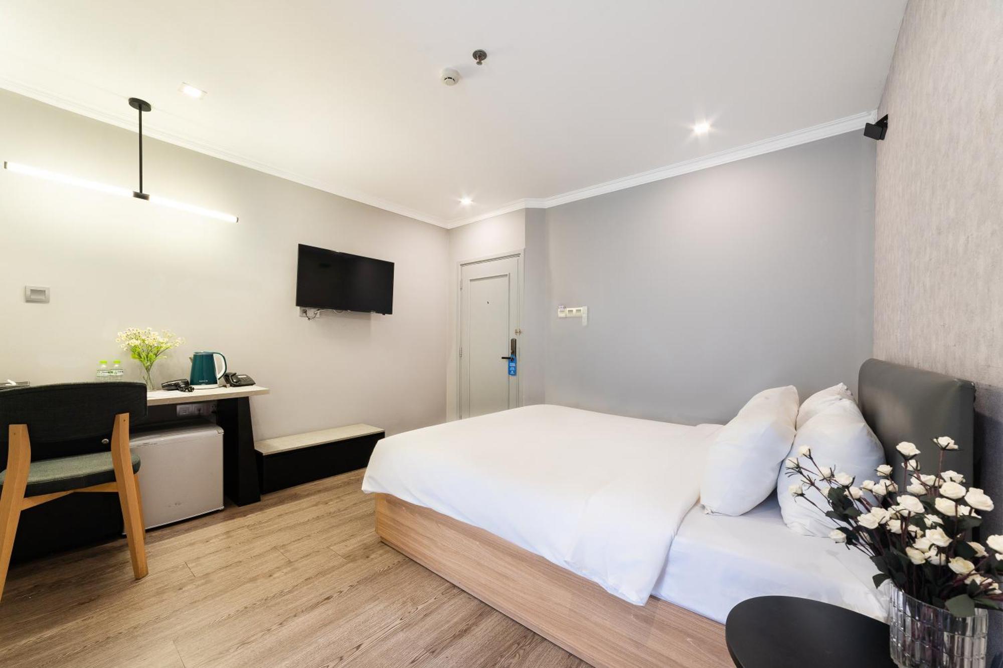 The Hotel Nicecy مدينة هوشي منه المظهر الخارجي الصورة